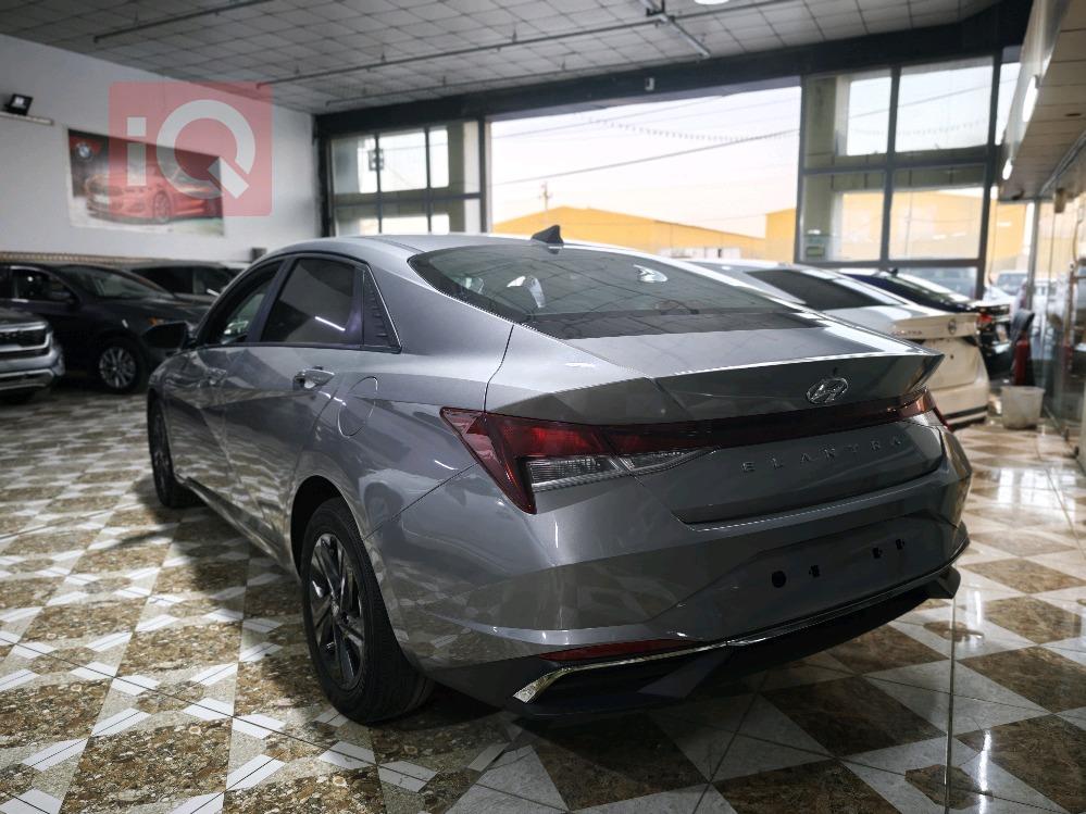 هيونداي النترا